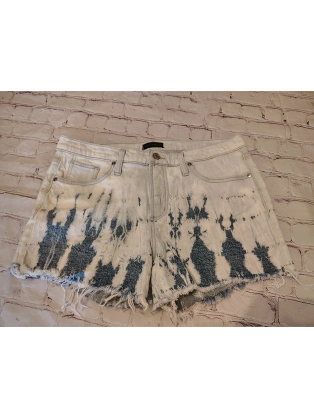 Silver Jeans Co. Tie Dye Distressed Denim Shorts size 8/10